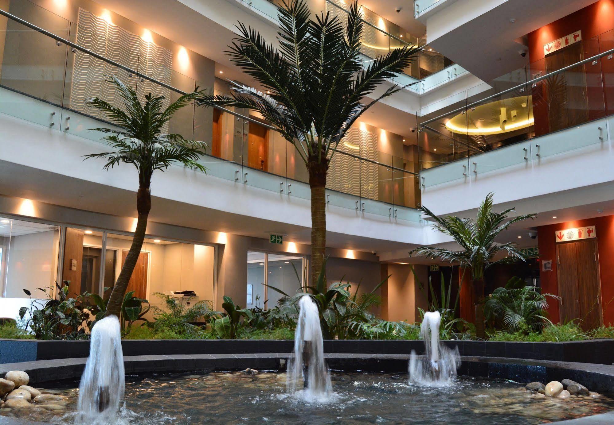 Ubumwe Grande Hotel Kigali Exteriör bild